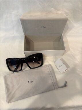 Dior Oversized Black Frame Sunglasses with Gradient Lenses